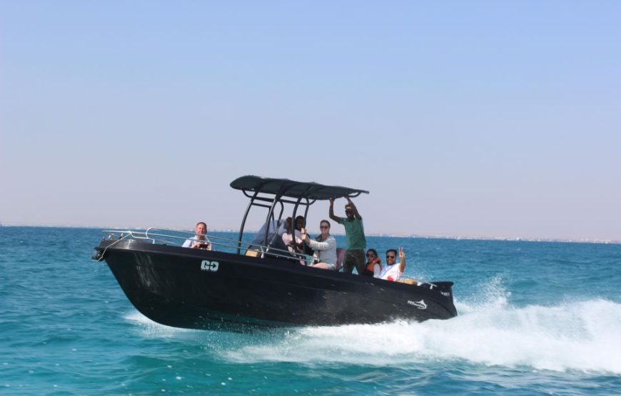 Hurghada: Three Island Visit by Speedboat with Hotel Pickup