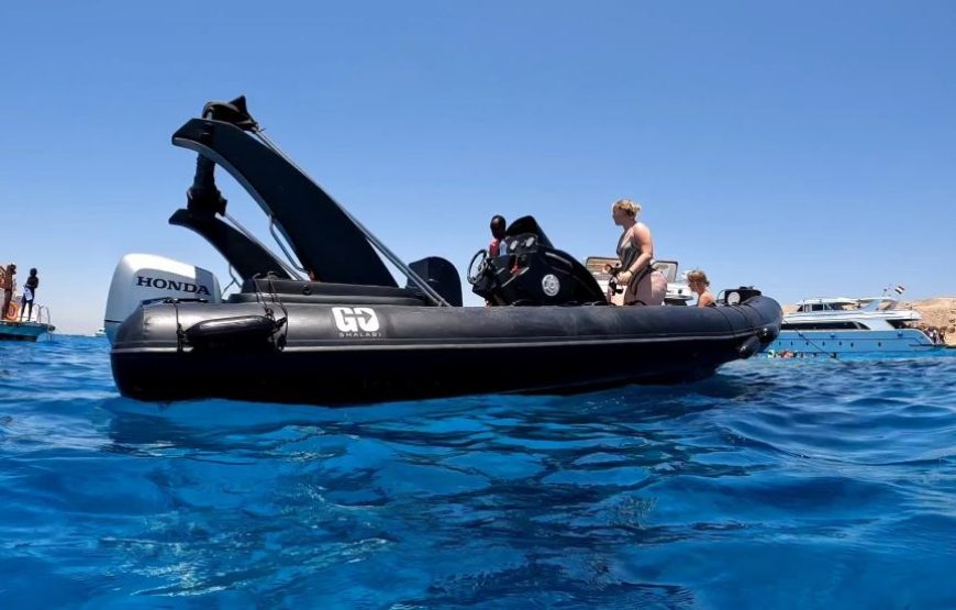 Hurghada: Private Speedboat Adventure with Snacks & Pick-up