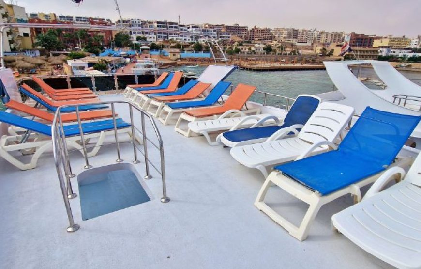 Hurghada: King’s Boat Trip