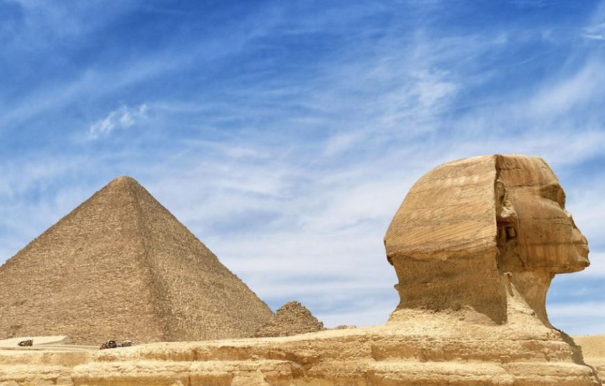 Private Transfer: Hurghada to Pyramids, Sphinx, Museum