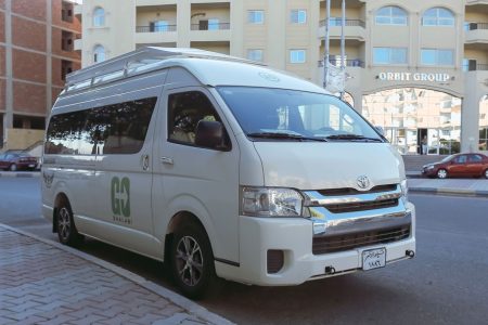 Hurghada: Private Car Rental with Driver for 12 Hours