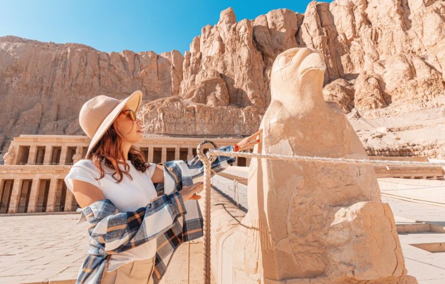 Private Transfer: Hurghada to Pyramids, Sphinx, Museum